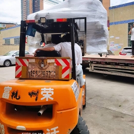 双焊双贴高速制片机出货湖南客户