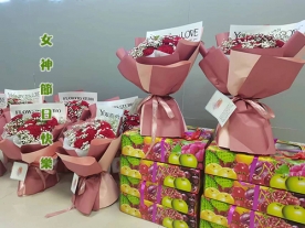 没错！鑫能就是你们眼中“别人家的公司”！祝女神们节日快乐！