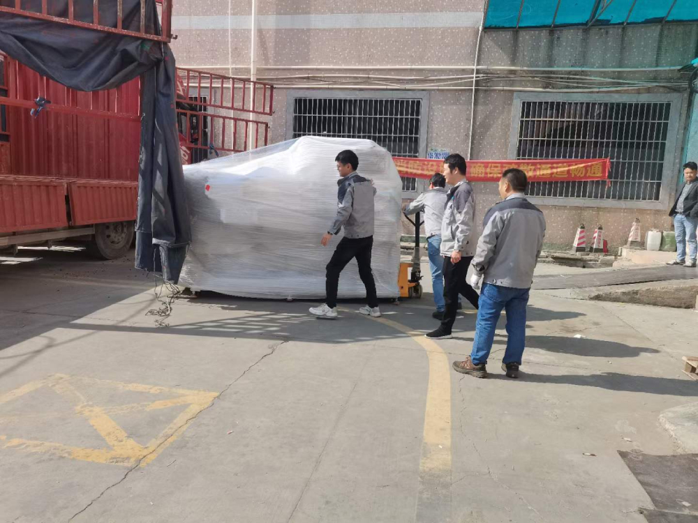 全自动制片机